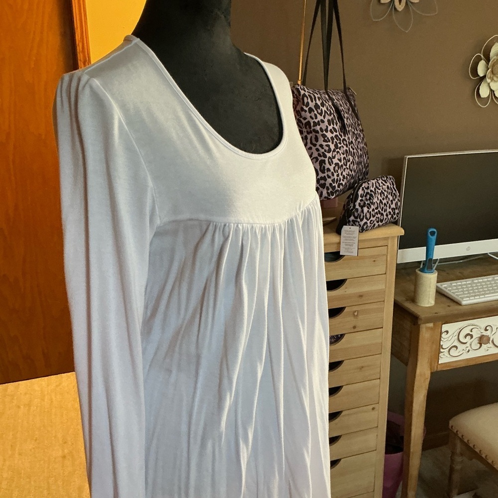 Women’s White Blouse - Picture 2 of 6